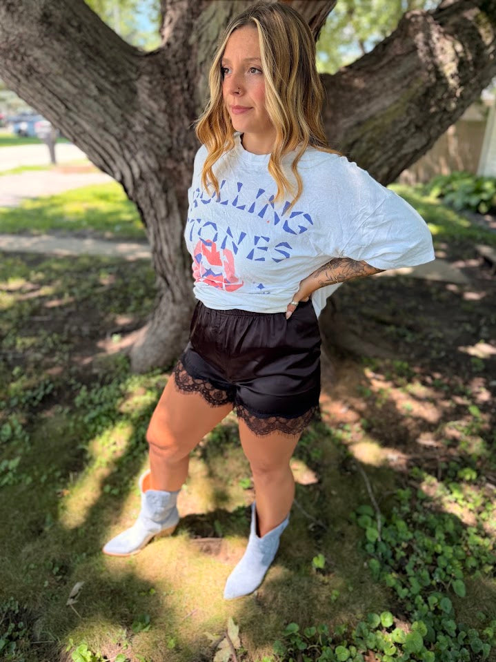 Lace Wide log Shorts